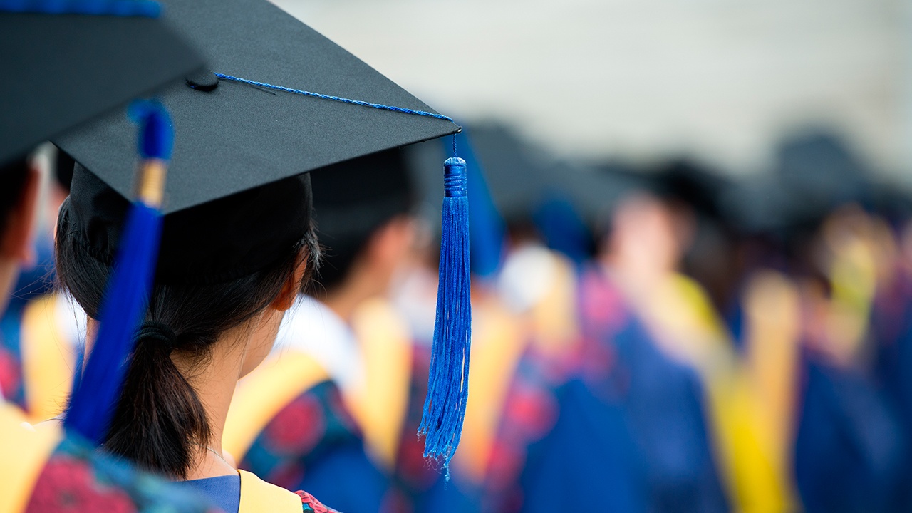 ¿Cómo saber qué estudiar: curso, diplomado o maestría?